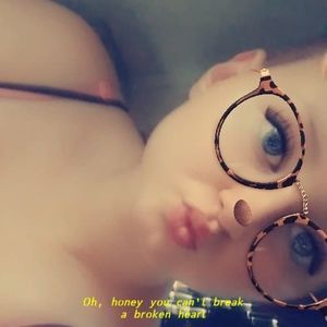 Meet your Posher, Jasmine